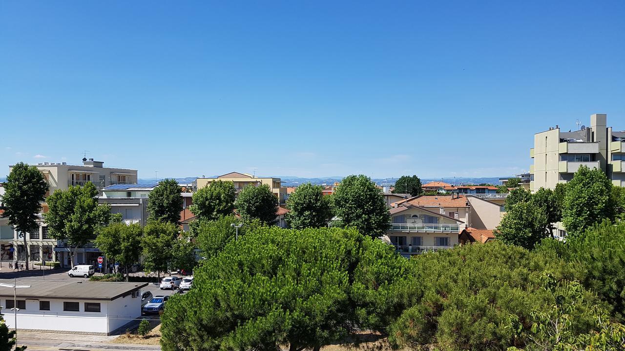 Hotel Le Pleiadi Bellaria-Igea Marina Bagian luar foto